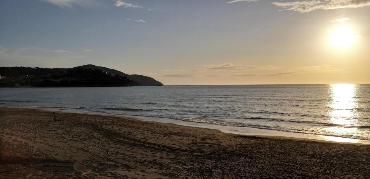 Casa Floris Bed and Breakfast Agropoli Exteriör bild